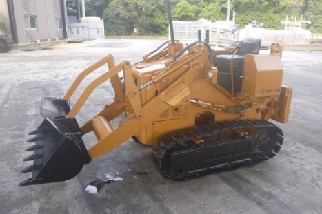 油谷 №6230 クボタ KD-15S 使用時間83時間 ブルドーザー 押しブル ディーゼルエンジン 中古 ボブキャット 除雪 ショベルローダー ドーザ