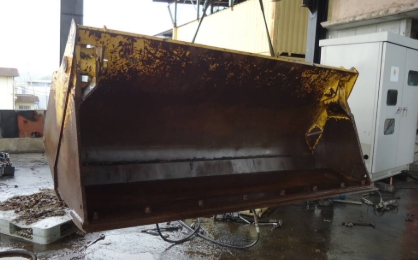 油谷 №6236 ホイールローダー マルチパーパス バケット 開放 開閉 排土板 コマツ タイヤブル ホイルローダー タイヤショベル マルチ