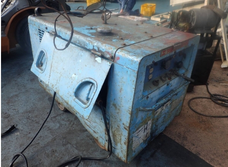 油谷 №8017 エアーマン PDW270S‐18 動作良好 ディーゼルエンジン アーク溶接機 エンジンウェルダー 中古 防音型 発電機兼溶接機 200V