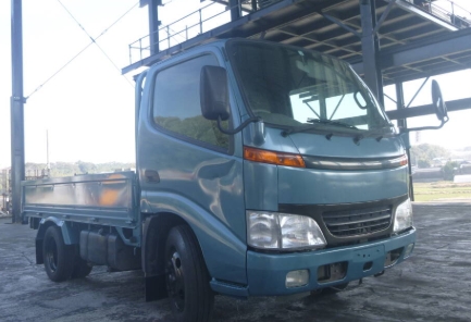 油谷 №8026 絶好調 H11年 1999年 トヨタ ダイナ 2tトラック 22万㌔台 荷台鉄板 KK-BU306 4Bエンジン エアコンOK ナンバー付 タイヤOK