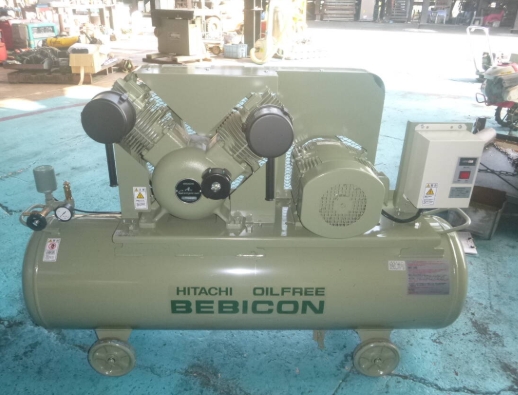 油谷 №4079 新品同様 未使用 極上品 エアーコンプレッサー 3.7KW 5馬力 日立 ベビコン オイルフリー OBC-3.7PR6 60HZ 中古 動作良好