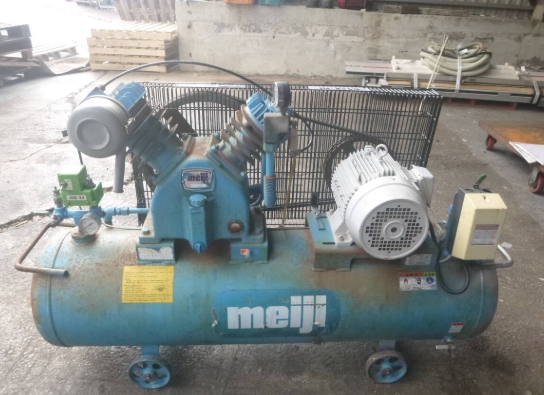 油谷 №8064 エアーコンプレッサー 明治 BT-37 200V 3.7Kw 5馬力 タンク容量120L レシプロコンプレッサー 中古 動作良好