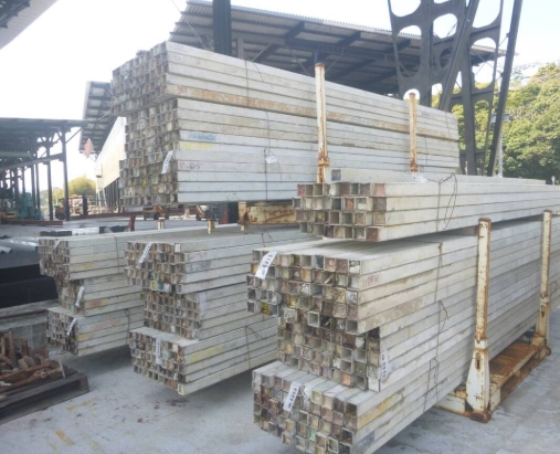 油谷 №5353 アルミ 角パイプ 60㎜×60㎜ 長4M 50本 4m 型枠 基礎 保持 根太 胴縁 アルミ鋼管 フェンス ウッドデッキ バタ角 建設資材