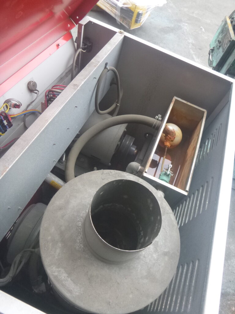 油谷 №5936 高圧洗浄機 温水ボイラー スチーム 三相200V 2.2KW ジェット洗車機 洗浄機 中古 灯油ボイラー ガン・ホースなし 動作良好
