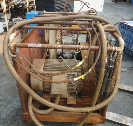油谷 №4177 高圧洗浄機 動作良好 200V 30KW 40馬力 超高圧洗浄機 水圧 マンホール洗浄 漁網 船底 大型中古 ビルメン 強力ウォッシャー