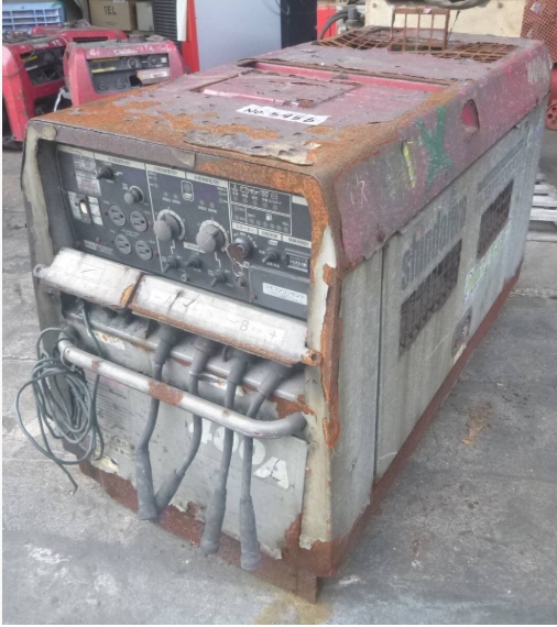 油谷 №5956 エンジンウェルダー 2人用 新ダイワ DGW400DMC 200V発電 ディーゼルエンジン アーク溶接機 400アンペア 中古 ジャンク部品取